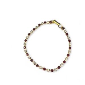 Vintage Elegant Gold and Red Bracelet